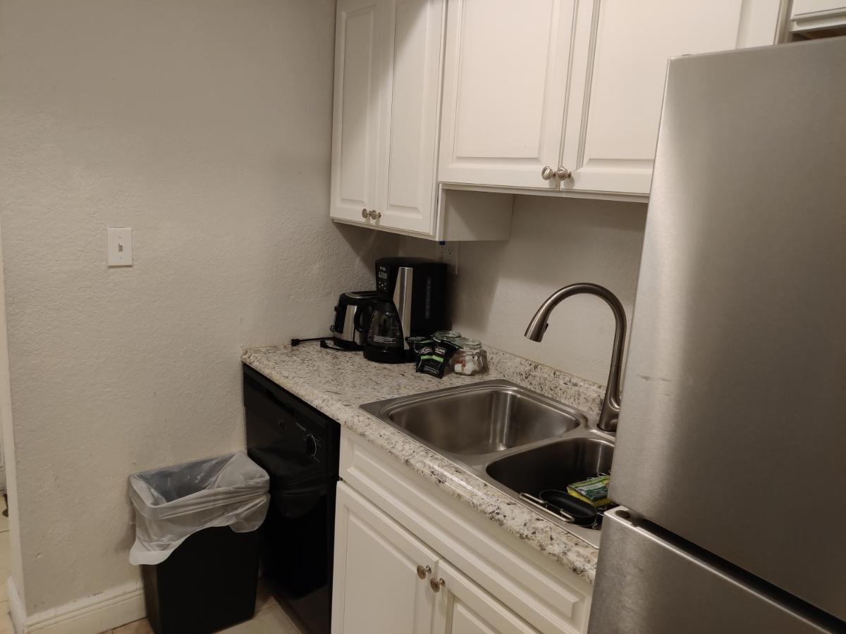 Centauri Vacation Rentals Beautiful 2-Bedroom Condo, Near All Orlando Attractions, Free Parking & Wi-Fi, King Bed, #1 Kültér fotó
