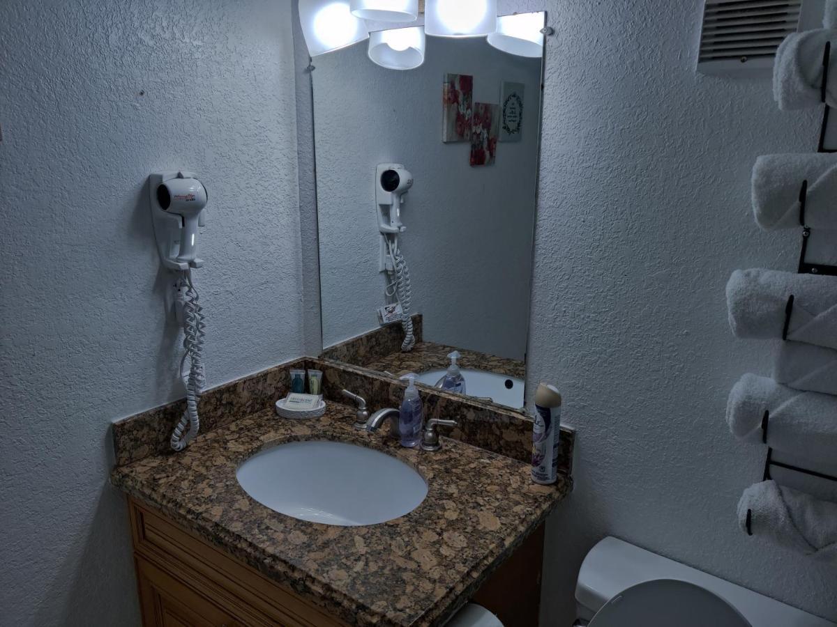 Centauri Vacation Rentals Beautiful 2-Bedroom Condo, Near All Orlando Attractions, Free Parking & Wi-Fi, King Bed, #1 Kültér fotó