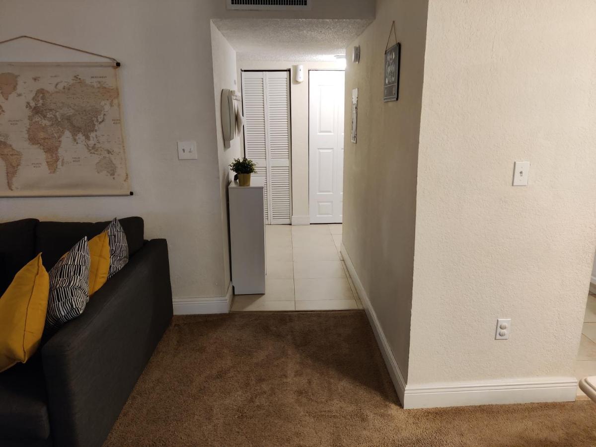 Centauri Vacation Rentals Beautiful 2-Bedroom Condo, Near All Orlando Attractions, Free Parking & Wi-Fi, King Bed, #1 Kültér fotó