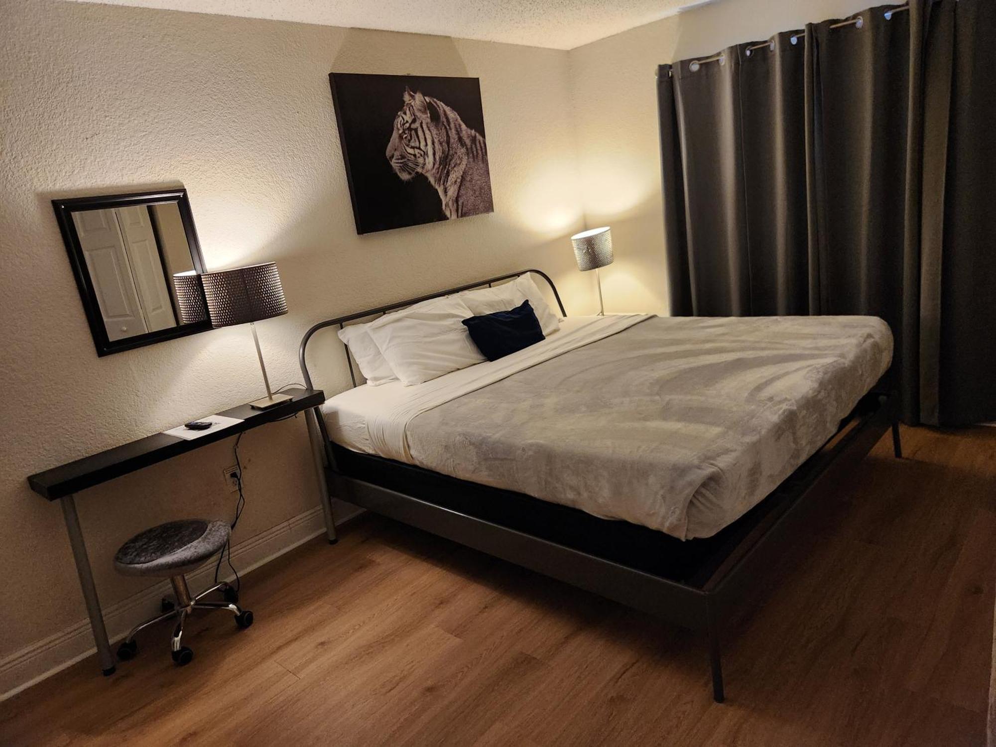 Centauri Vacation Rentals Beautiful 2-Bedroom Condo, Near All Orlando Attractions, Free Parking & Wi-Fi, King Bed, #1 Kültér fotó